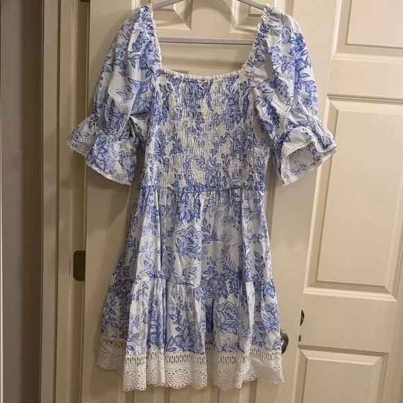 Rachel Parcell Floral Print Lace Puff Sleeve Cotton Dress in Dusty Blue Floral - Picture 5 of 5
